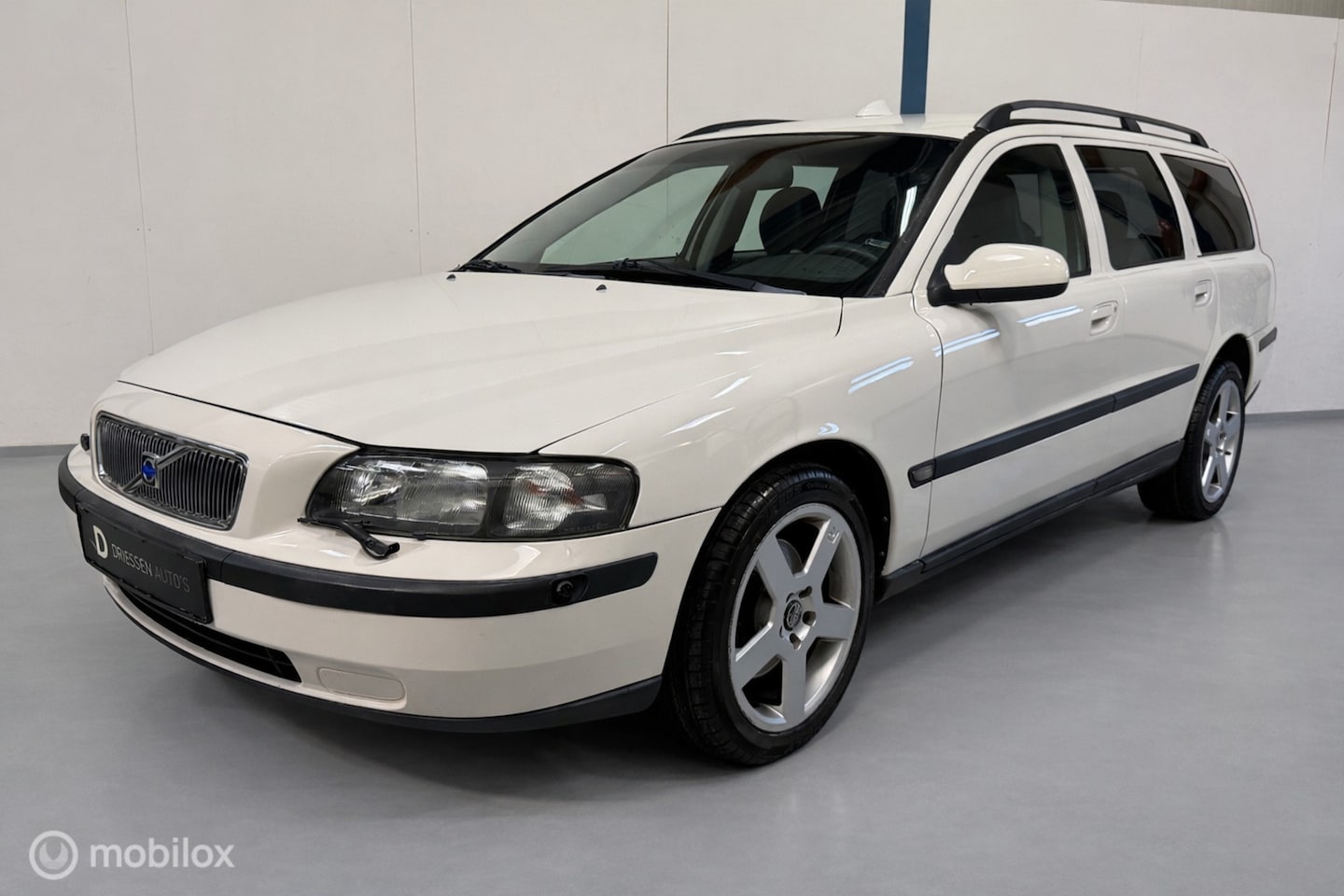 Volvo V70 - 2.4 T AUTOMAAT / 200PK / YOUNGTIMER - AutoWereld.nl