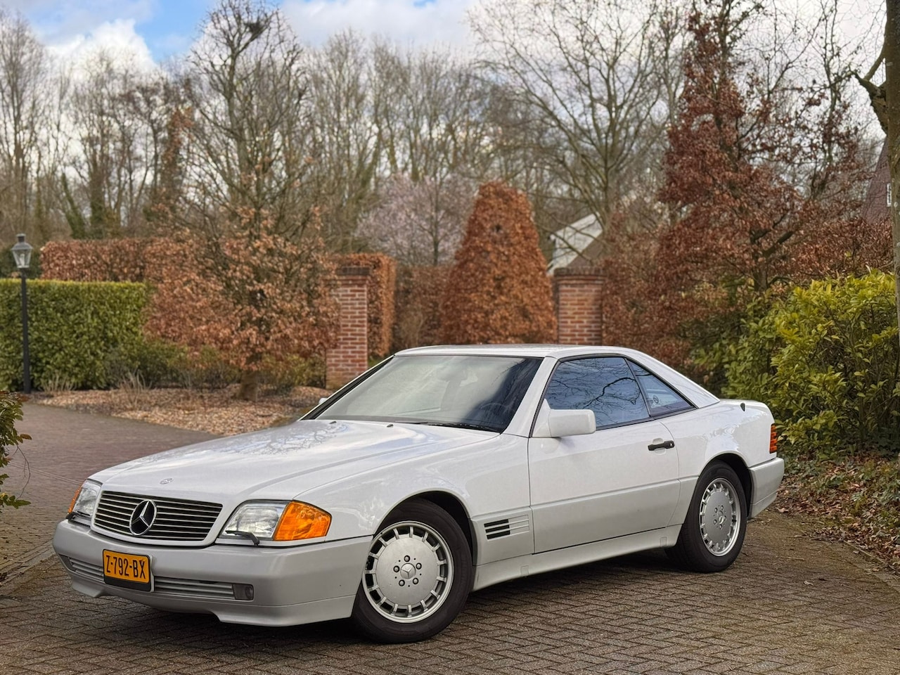 MERCEDES-BENZ 500 SL