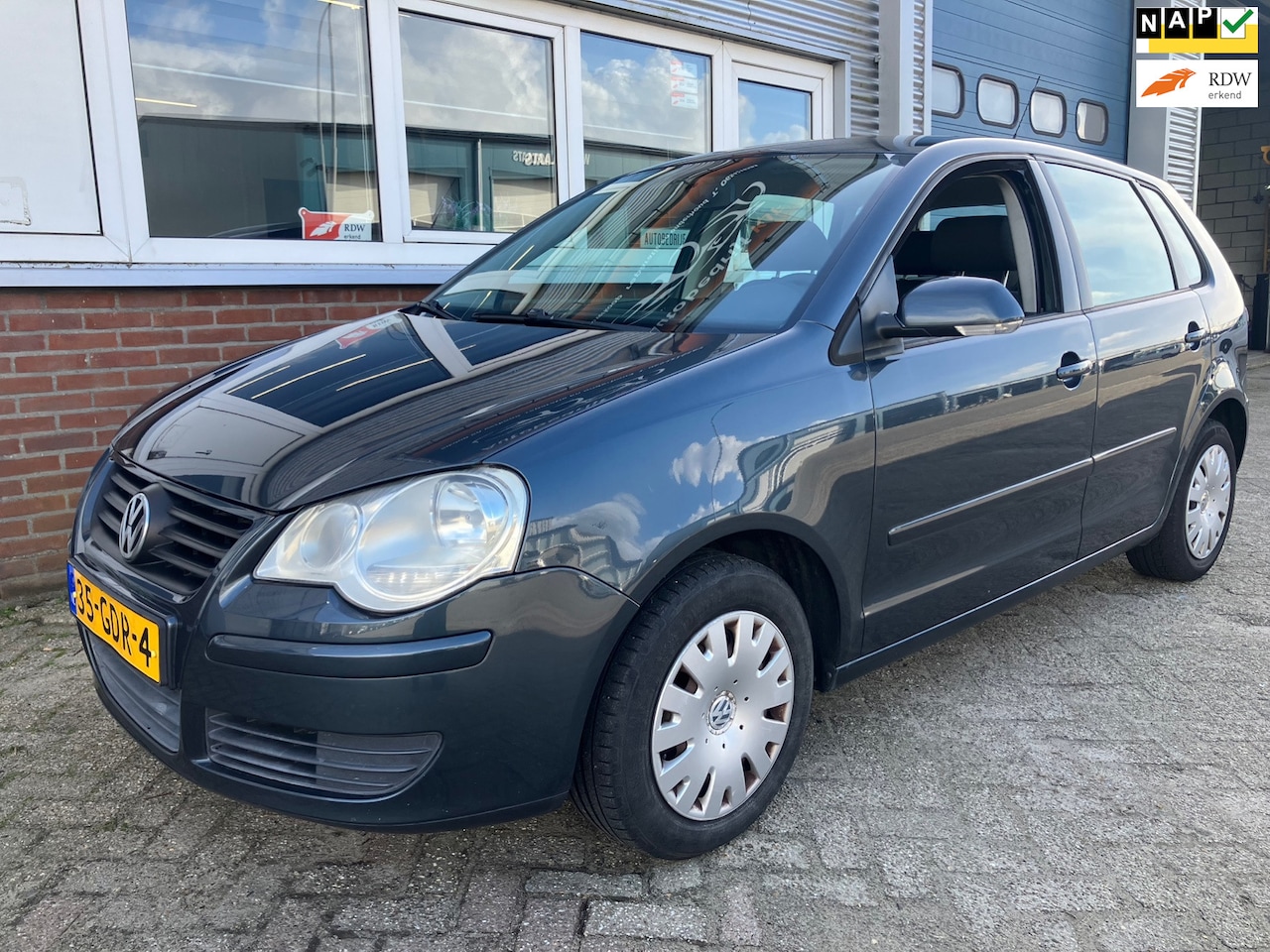 Volkswagen Polo - 1.4-16V Optive Airco - AutoWereld.nl