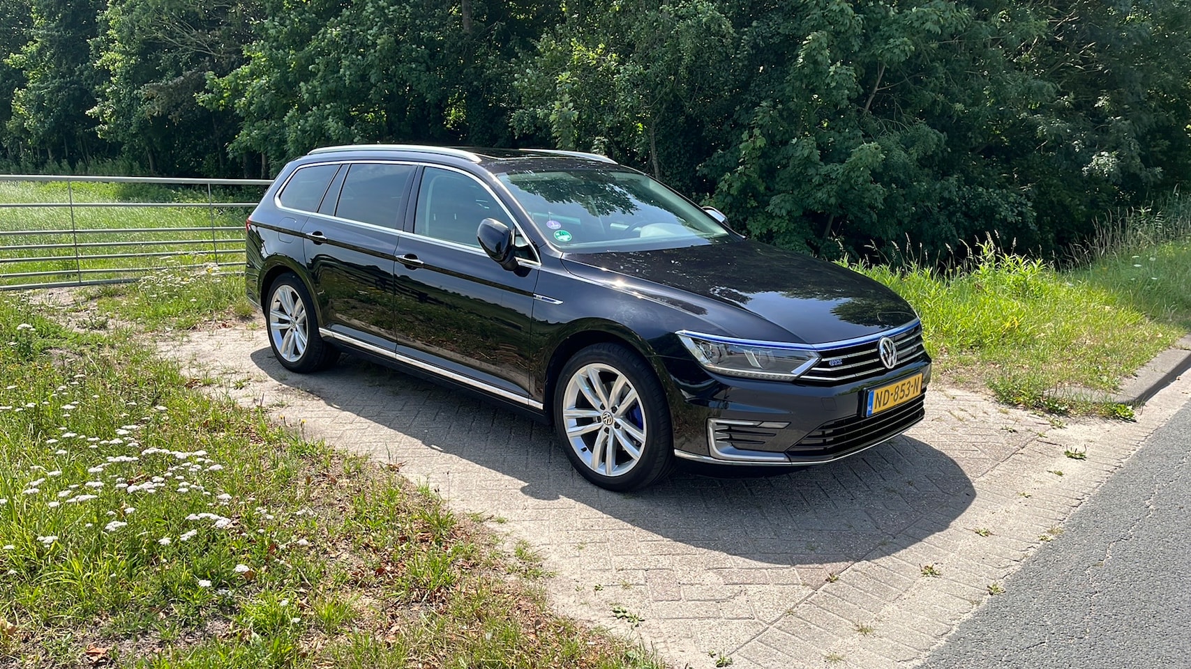 Volkswagen Passat Variant - 1.4 TSI GTE Connected Series Plus - AutoWereld.nl