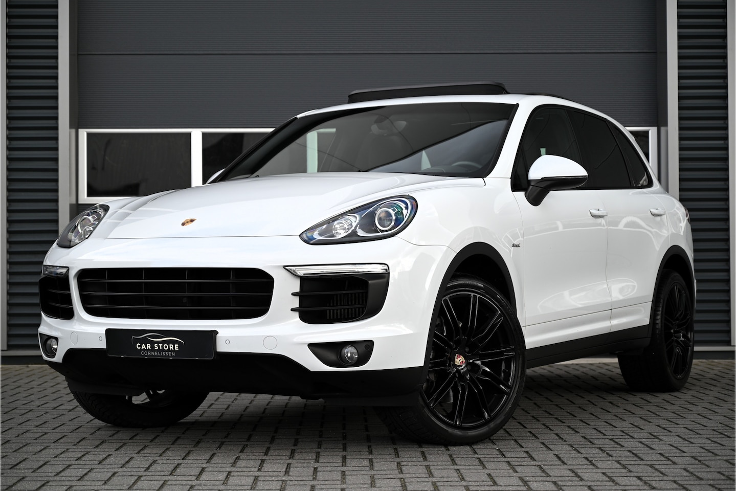 Porsche Cayenne - 3.0 D PLATINUM EDITION / PANORAMA DAK / LEDER / CAMERA / LED / BLIND SPOT / 21" - AutoWereld.nl