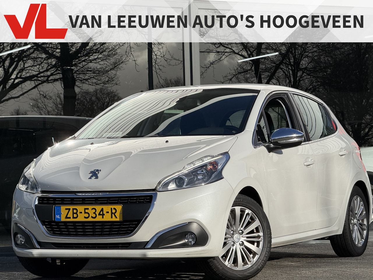 Peugeot 208 - 1.2 PureTech Allure | Navigatie | Climate Control | PDC | APK 29-04-2027 | - AutoWereld.nl