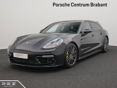 Porsche Panamera - 4 E-Hybrid Platinum Edition