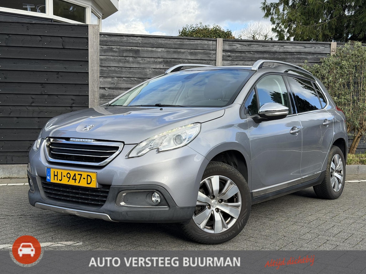Peugeot 2008 - Allure 1.2 PureTech 110PK Navigatie, Parkeersensoren, Trekhaak, Panoramadak - AutoWereld.nl
