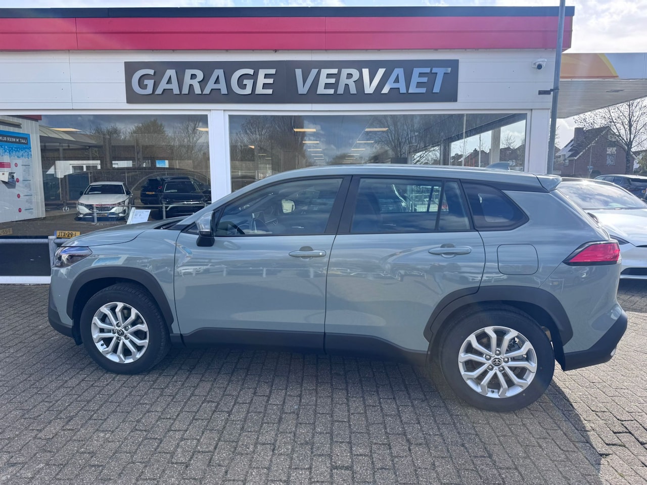 Toyota Corolla Cross - 2.0 High Power Hybrid Active 2.0 High Power Hybrid Active - AutoWereld.nl