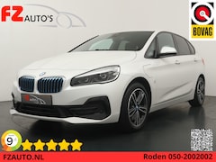 BMW 2-serie Active Tourer - 225xe iPerformance Executive - Navigatie - Stoelverwarming - Camera - Trekhaak