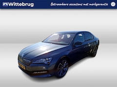 Skoda Superb - 1.4 TSI iV Sportline Business / AUTOMAAT/ PANODAK/ DIGITAL DASH/ ALCANTARA/ NAVI/ PARK. SE