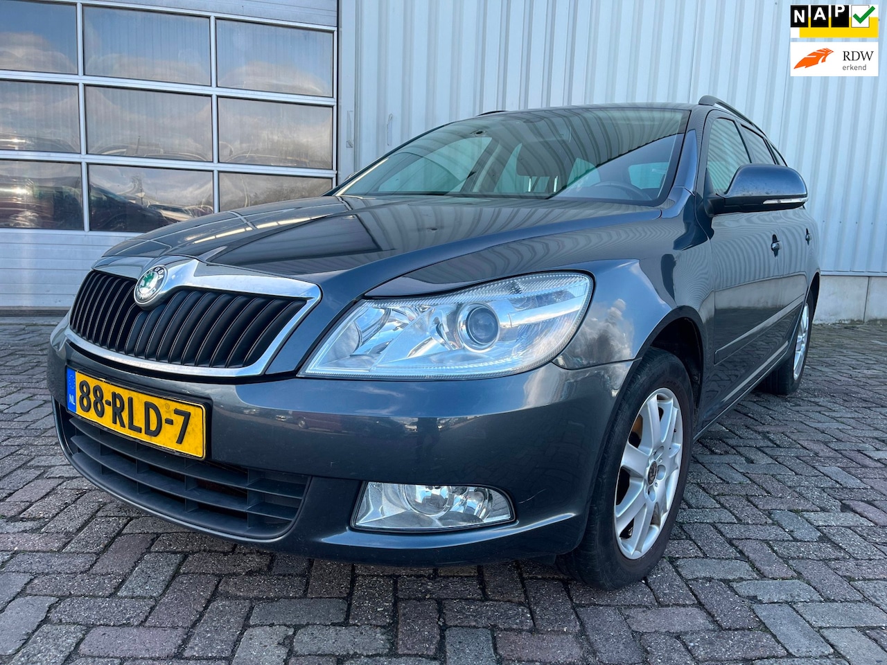 Skoda Octavia Combi - 1.2 TSI Ambition Business Line - Start Niet - Schade - AutoWereld.nl