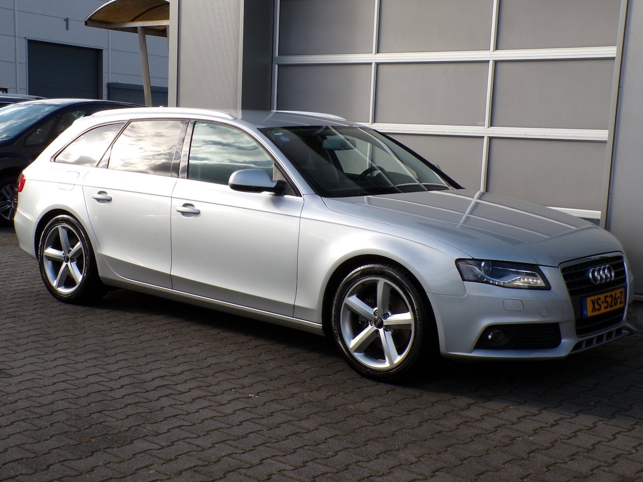 Audi A4 Avant - 1.8 TFSI S edition|Xenon|Cruise|Trekhaak|PDC - AutoWereld.nl