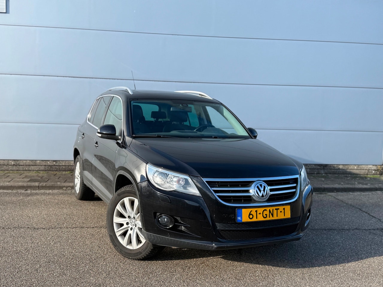 Volkswagen Tiguan - 2.0 TDI Sport&Style 4MOTION DSG/PANORAMA/XENON/NAVI/PDC! - AutoWereld.nl
