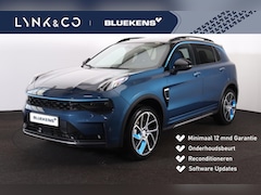 Lynk & Co 01 - 1.5 - Automaat - Panorama/schuifdak - Adaptieve Cruise control met stuurovername - Infinit