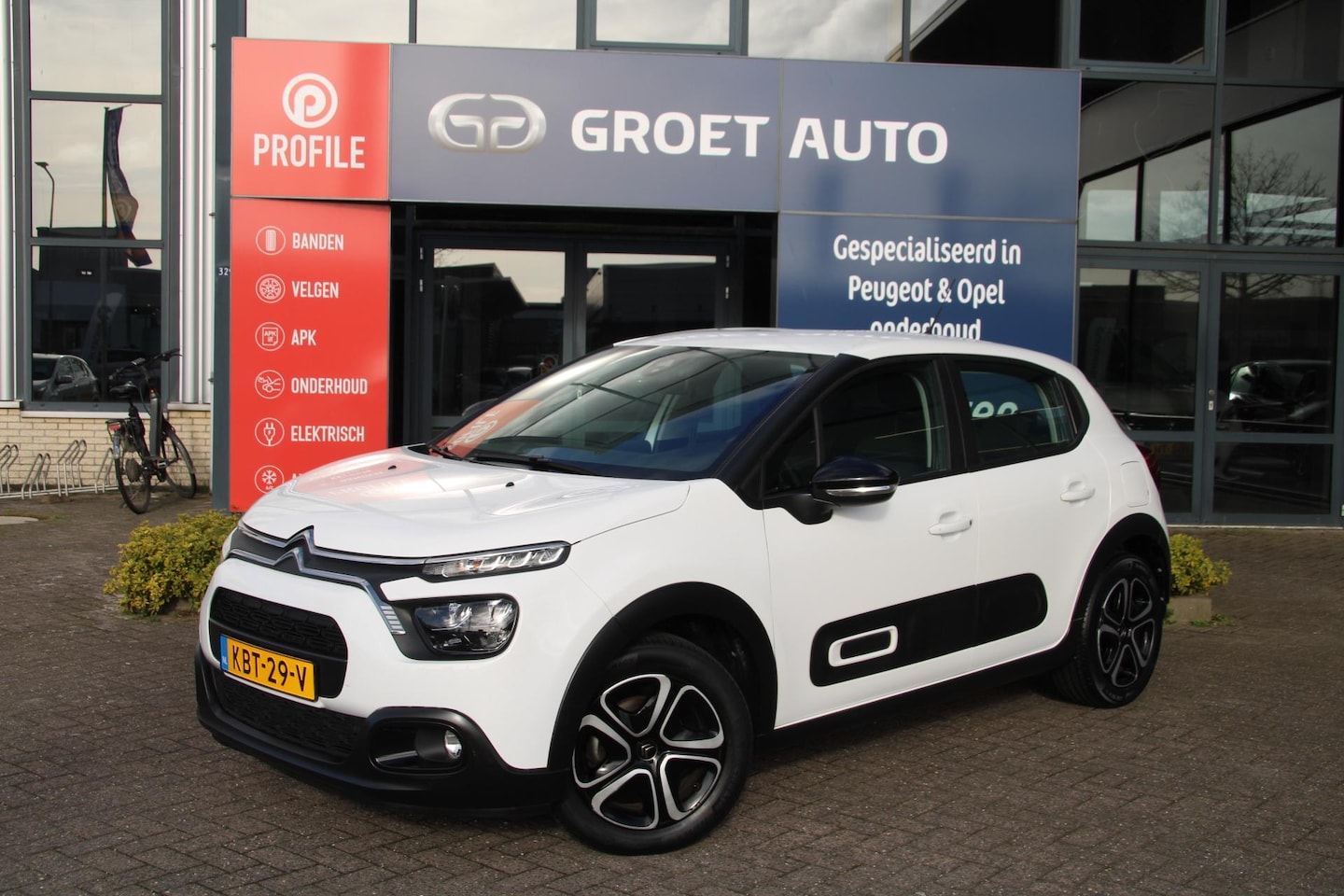 Citroën C3 - 1.2 PureTech Feel Airco Navi Carplay 46.800km - AutoWereld.nl