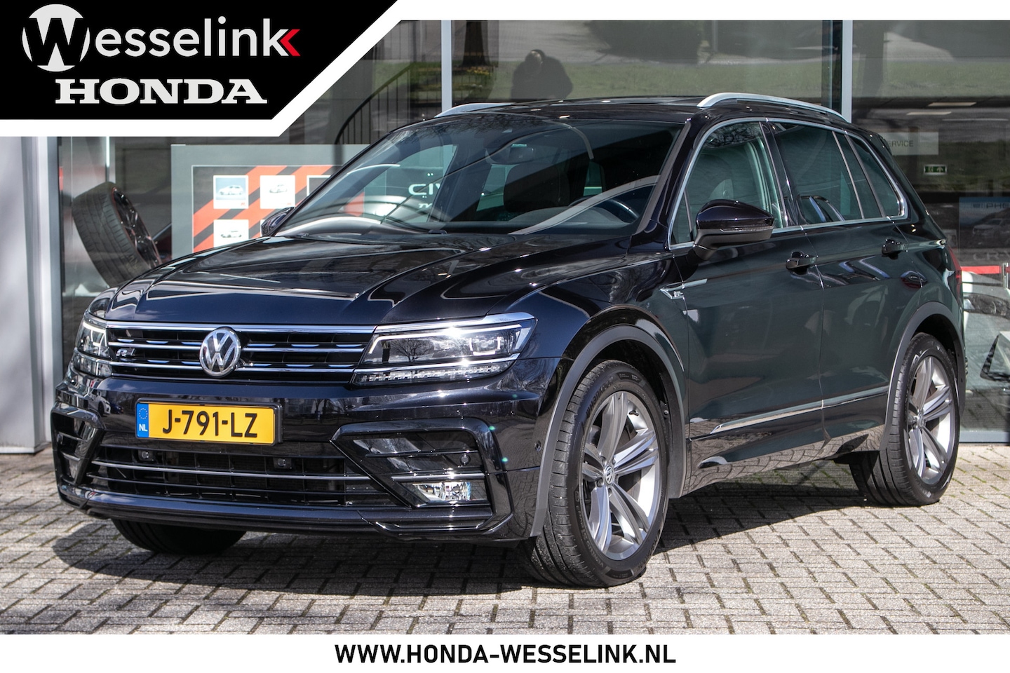 Volkswagen Tiguan - 1.5 TSI ACT Highline Business R - DSG | Trekhaak wegkl. | Virtual cockpit | - AutoWereld.nl