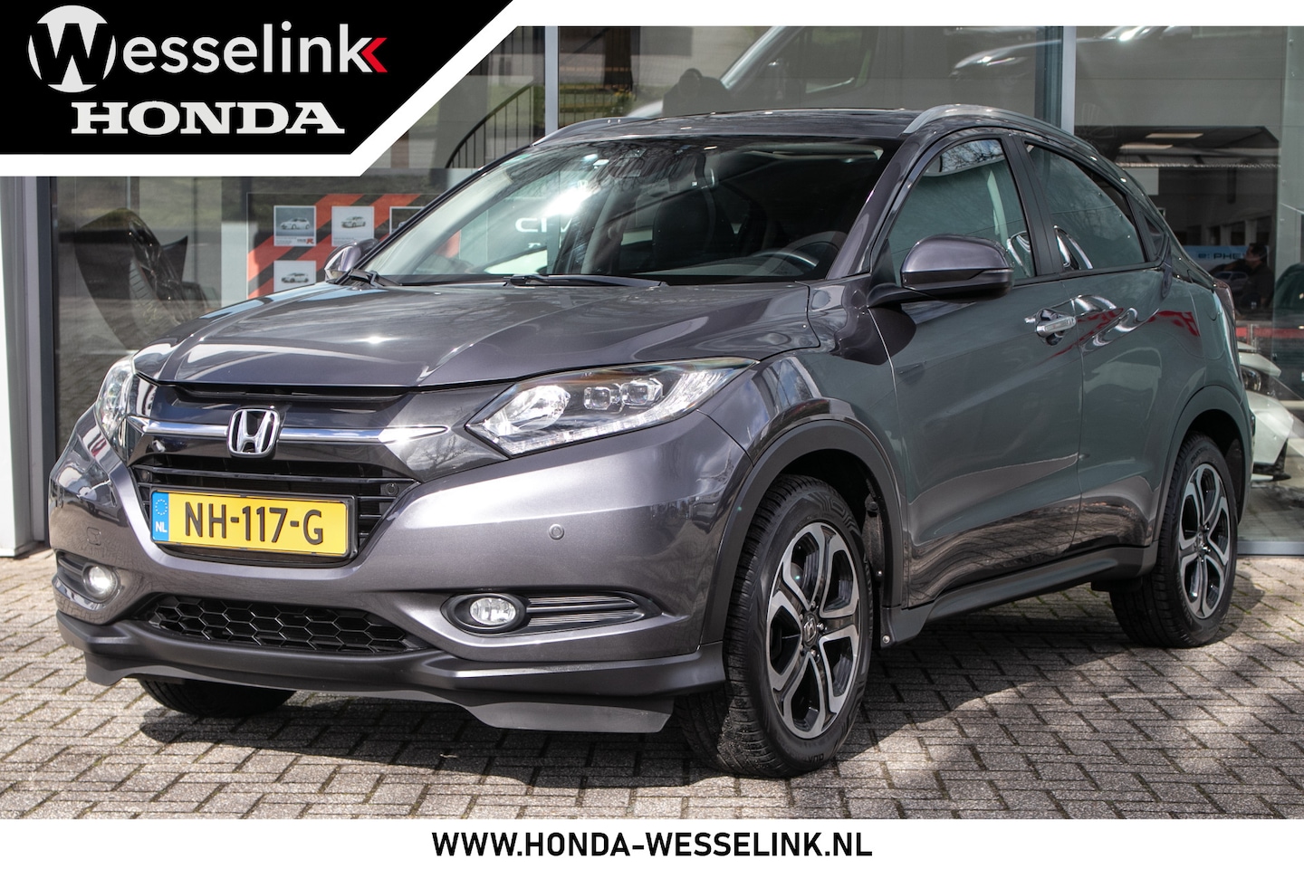 Honda HR-V - 1.5 i-VTEC Executive Automaat - Opendak | 1e Eig. | Dealer ond. | Trekhaak | Navi/Camera - AutoWereld.nl