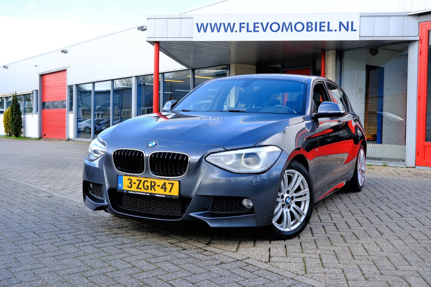 BMW 1-serie - 116i M Sport Navi|Sportstoelen|Clima|LMV|Xenon - AutoWereld.nl