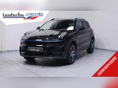 Lynk & Co 01 - 1.5 pano-dak ACC navi stoelverwarming apple-carplay led-verlichting telefoonlader PDC v+a