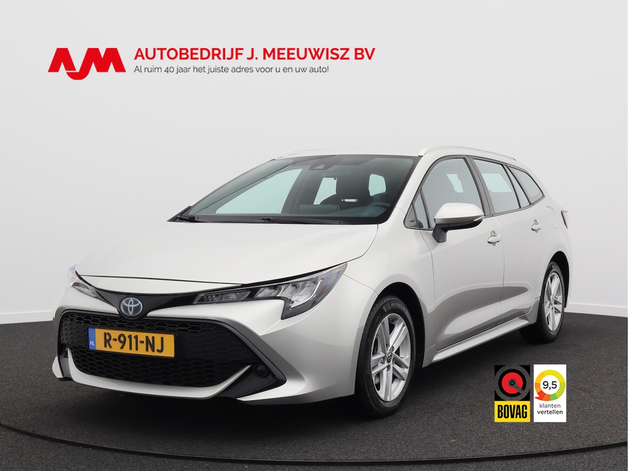 Toyota Corolla Touring Sports - 1.8 Hybrid Active/ lage km/ zeer moo! - AutoWereld.nl