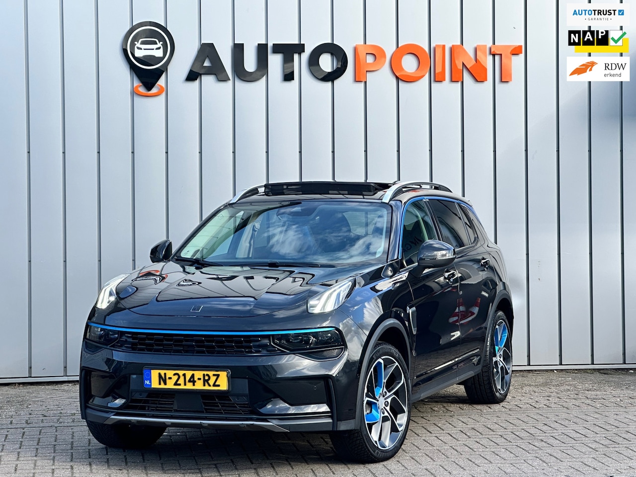 Lynk & Co 01 - 1E EIG ORG NL DEALEROND|PANO|360*CAMERA|VIRTUALCOCKPIT|LED|DUALCLIMATEZONE|STOELVRM|20''IN - AutoWereld.nl