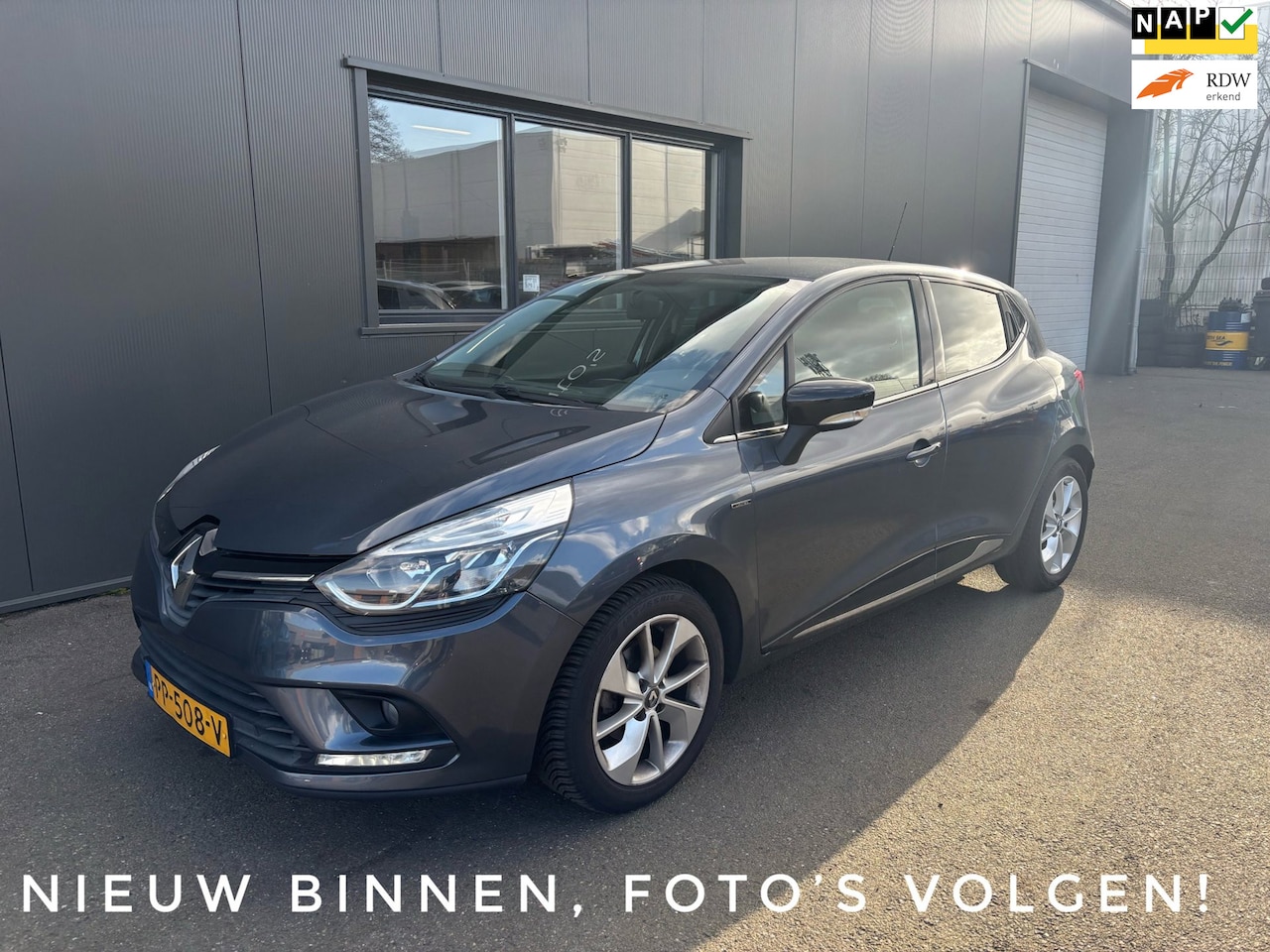 Renault Clio - TCe 90 Limited / Navigatie / Parkeersensoren achter! - AutoWereld.nl