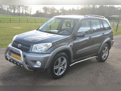 Toyota RAV4 - 2.0-16V VVT-i Luna 4X4 Clima Cruise 18 Inch