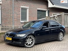 BMW 3-serie - 320i Dynamic Executive Automaat 19''LM, trekhaak, LEER