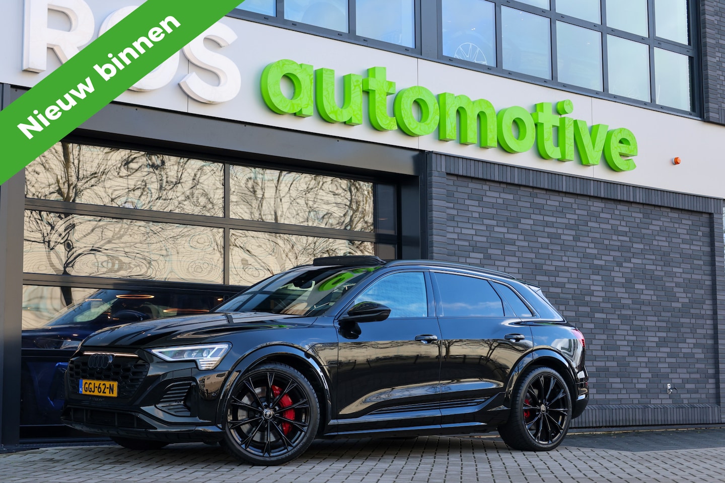 Audi Q8 e-tron - S quattro SQ8 115 kWh | BTW | NAP | PANO | B&O | 360 | RS ZETELS | MATRIX | LUCHTVERING | - AutoWereld.nl