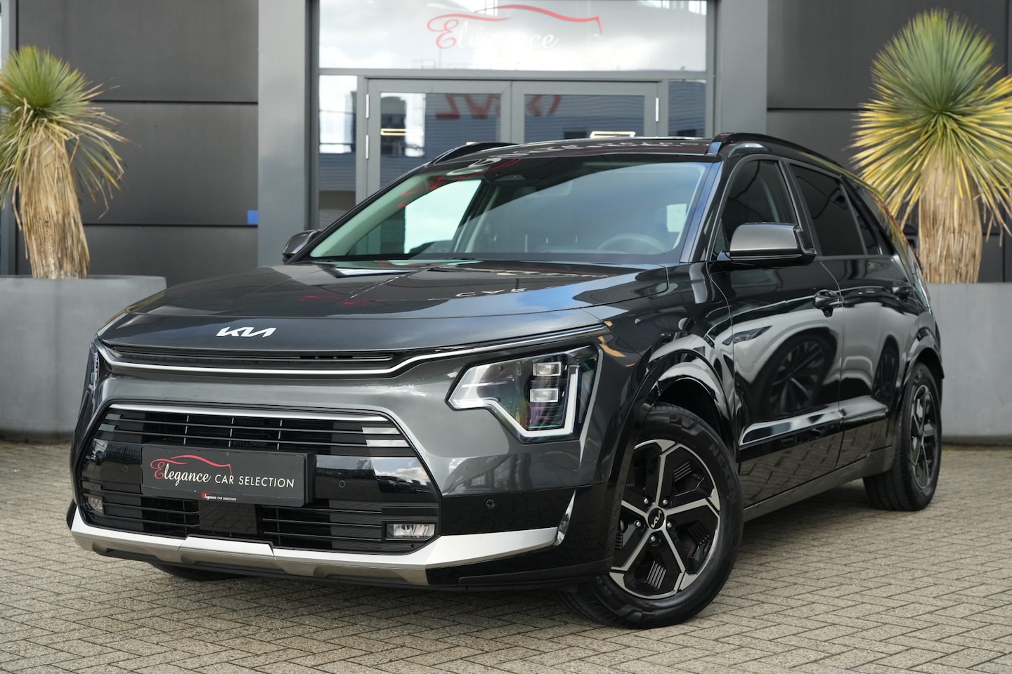 Kia Niro - 1.6 GDi Hybrid DynamicPlusLine 141pk Schuif-/kanteldak/HUD/Camera - AutoWereld.nl