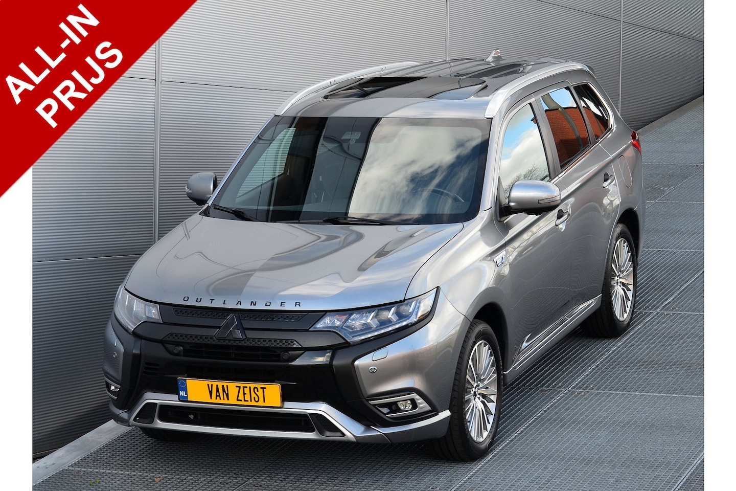Mitsubishi Outlander - PHEV 2.4 INSTYLE 4WD | PLUG IN HYBRID | FULL OPTIONS | SoH 85 % | SCHUIFDAK | ADAPTIEF CRU - AutoWereld.nl