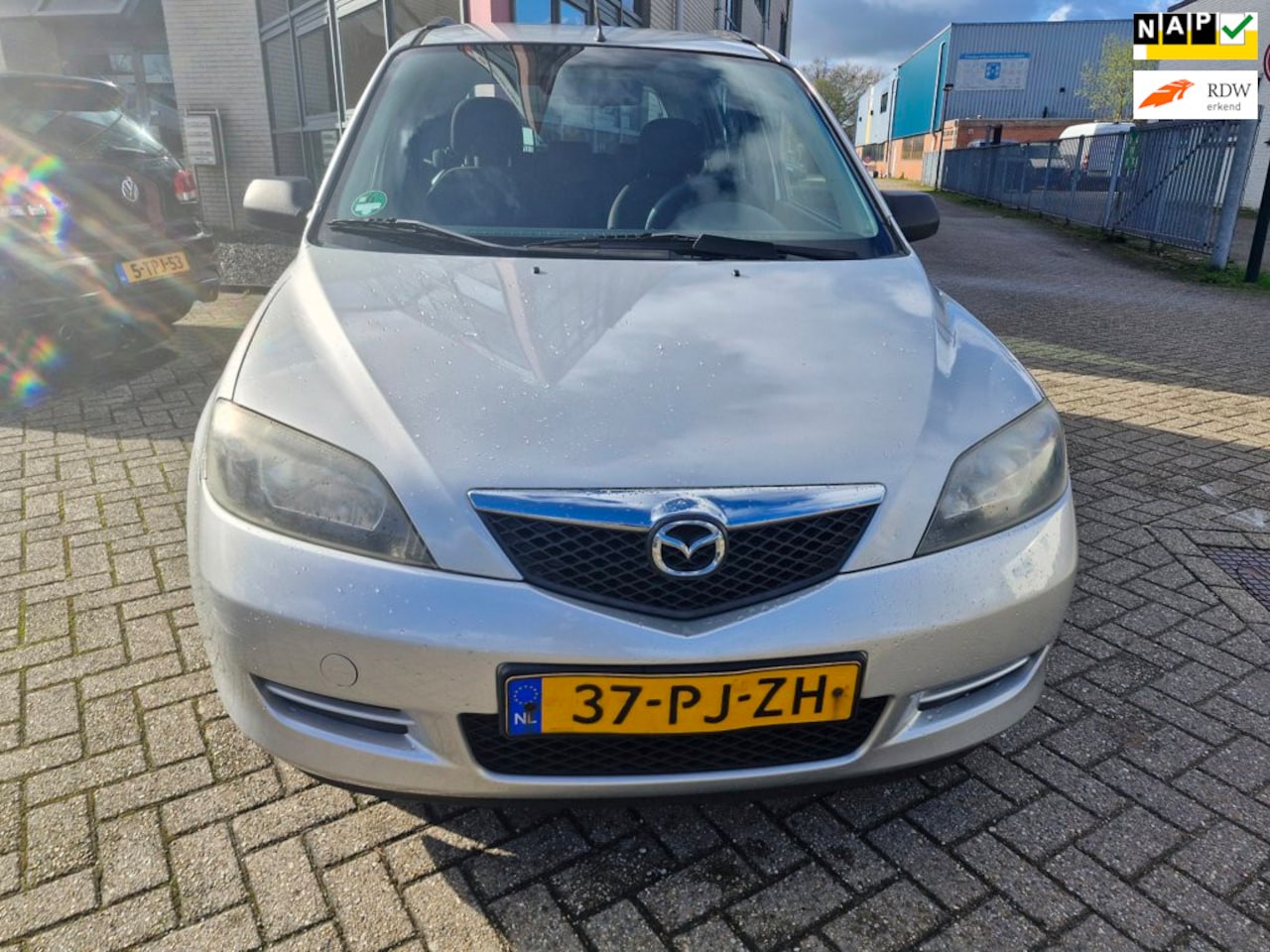 Mazda 2 - 1.2 Exclusive Bj.2004 Kmst.216303 met APK tot 26-07-2026 - AutoWereld.nl