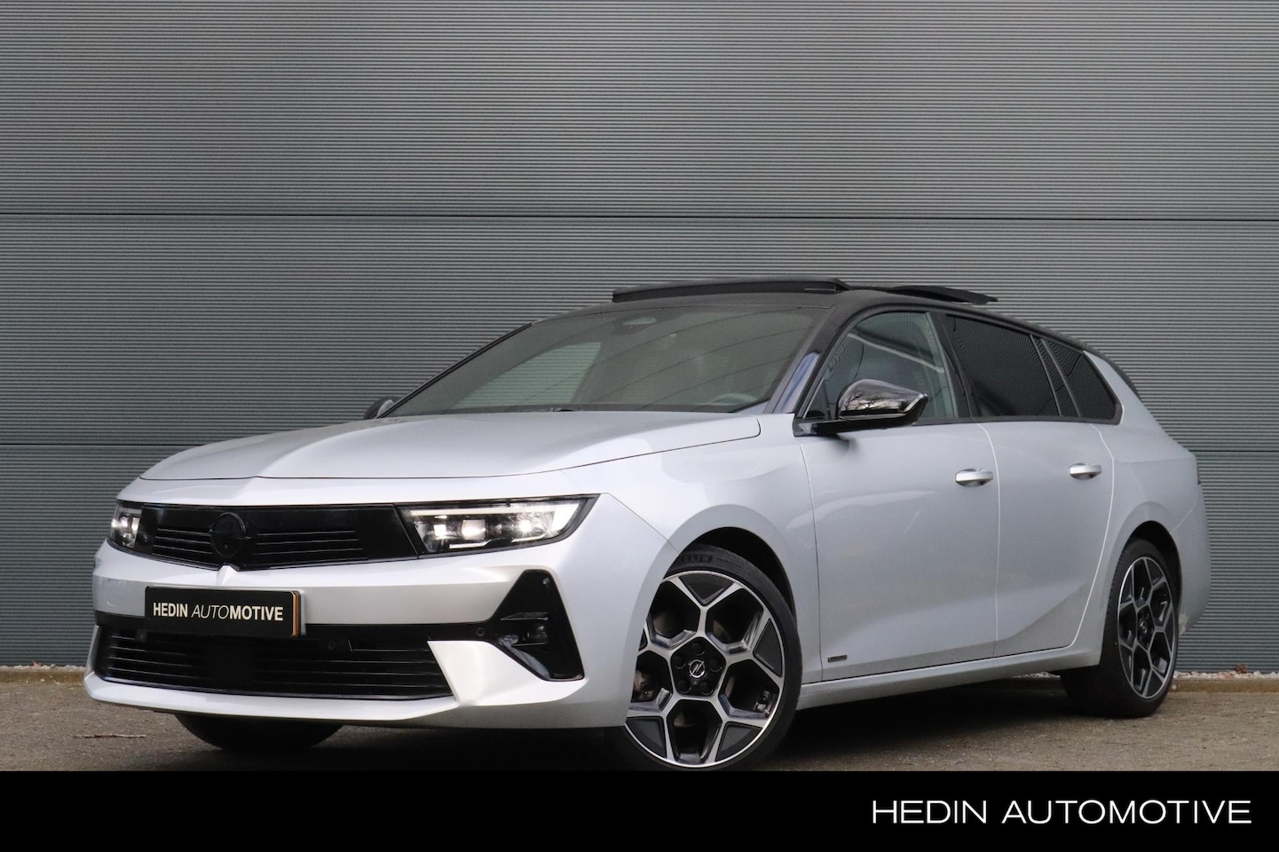 Opel Astra Sports Tourer - 1.2 Level 4 | Panoramadak | Navigatie | 18"LM Velgen - AutoWereld.nl