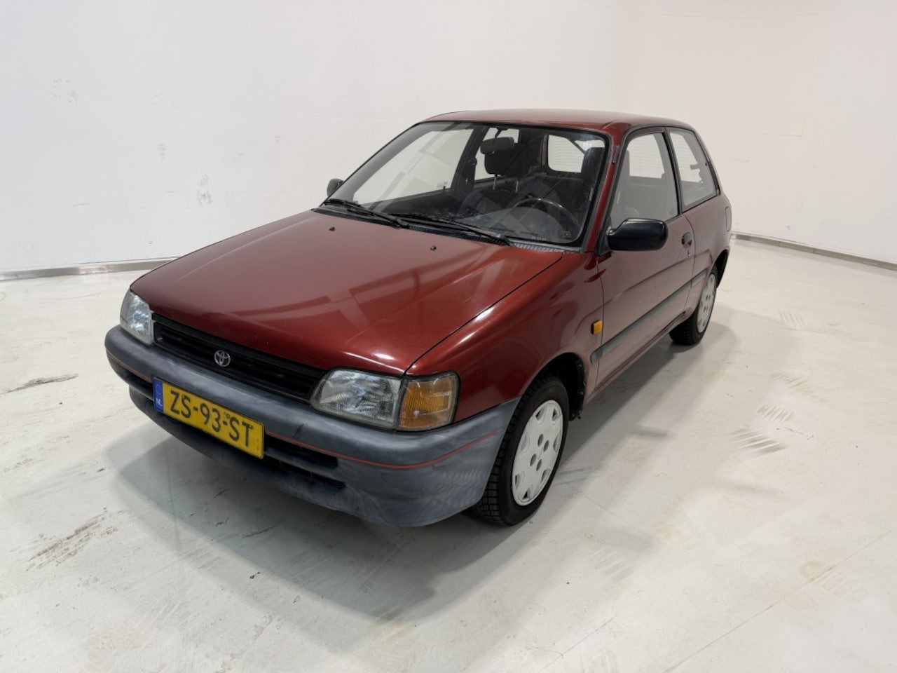 Toyota Starlet - 1.3i Friend 1.3i Friend - AutoWereld.nl