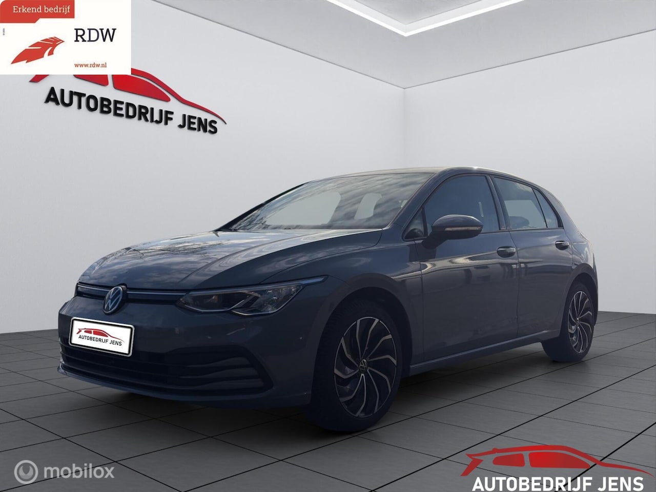 Volkswagen Golf - 1.5 eTSI R-Line 1.5 eTSI R-Line - AutoWereld.nl