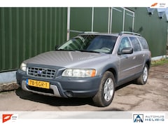 Volvo XC70 - 2.5 T AUTOMAAT, LEDER, PANORAMADAK, TREKHAAK,