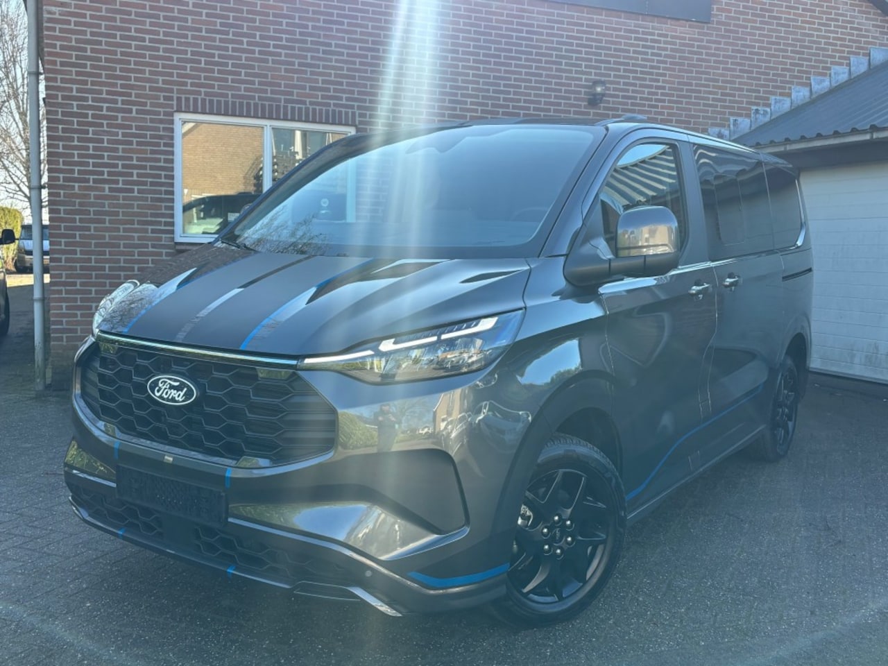 Ford Model T - 2.5 PHEV Hybrid SPORT L1H1 BenO Trekhaak - AutoWereld.nl