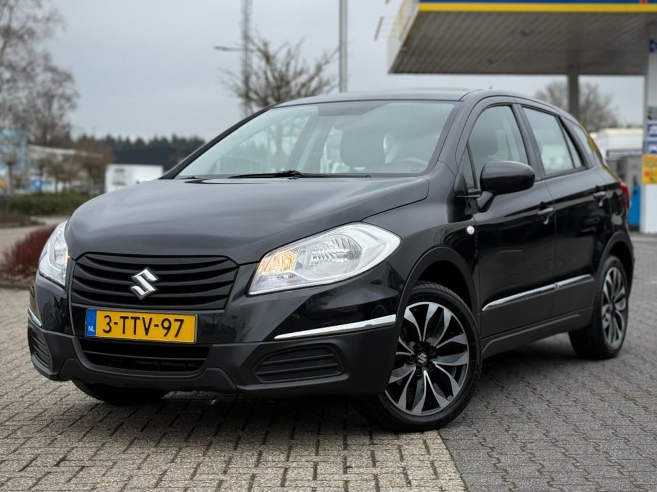 Suzuki SX4 S-Cross - 1.6 COMFORT TREKHAAK AIRCO LM - AutoWereld.nl