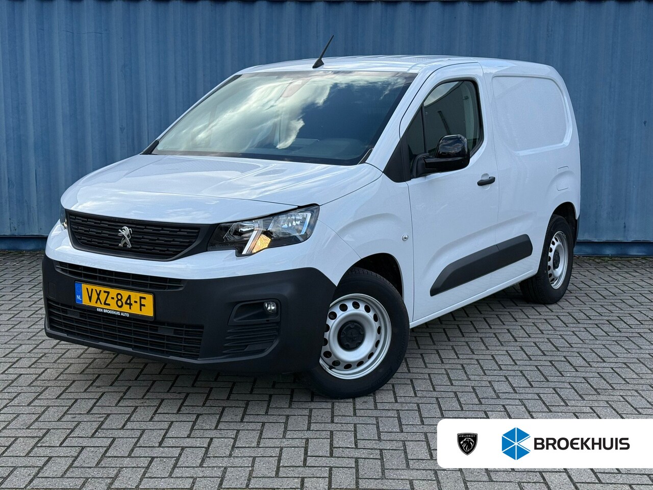 Peugeot e-Partner - 136 L1 50 kWh Soh 100% | Trekhaak | 11kwh lader | Cruise control | Standkachel | Parkeerse - AutoWereld.nl