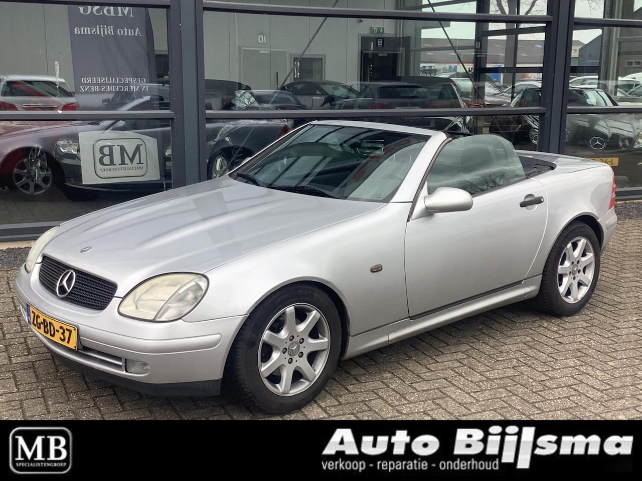 Mercedes-Benz SLK-klasse - 230 K. Automaat, lederen bekleding, incl nwe apk en onderhoudsbeurt, - AutoWereld.nl