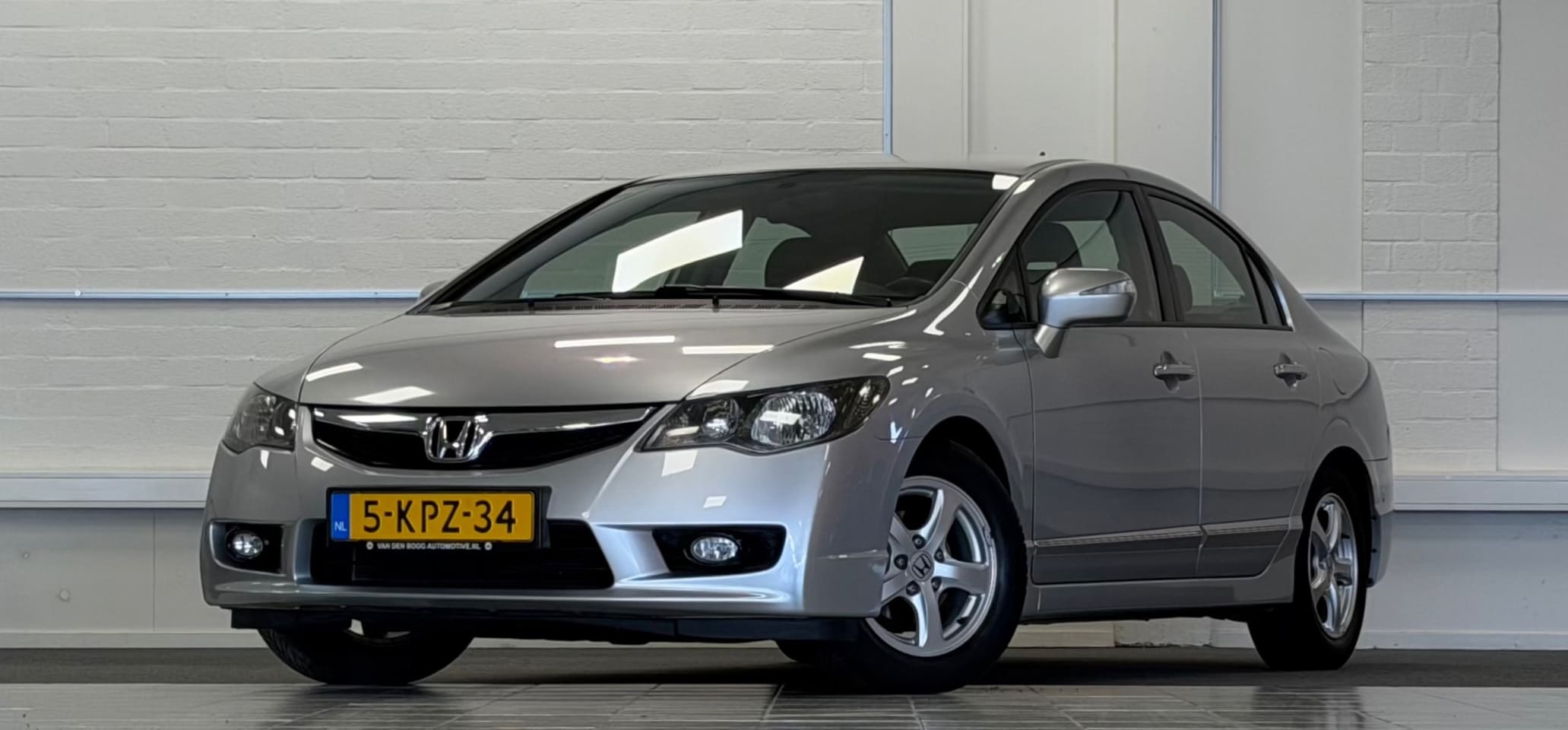 Honda Civic - 1.3 Hybrid Elegance 2e Eigenaar Garantie Mooi! - AutoWereld.nl