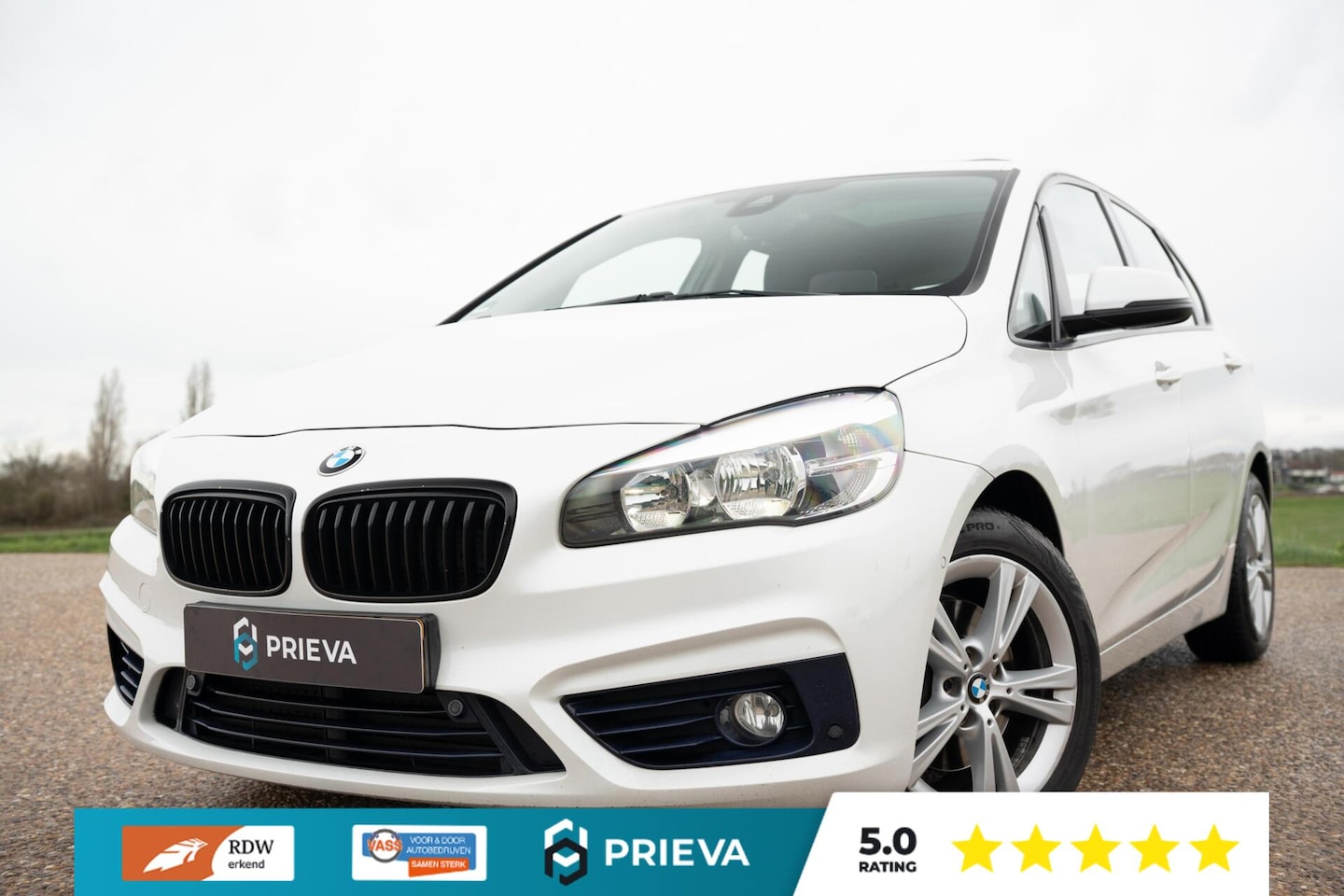 BMW 2-serie Active Tourer - 218i M-Sport look PANO HUD TRK HK - AutoWereld.nl
