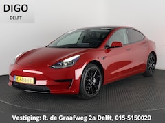 Tesla Model 3 - Black Sport Pack RWD Plus 60 kWh 238 PK | Navigatie | Panoramadak | Camera |