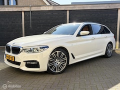 BMW 5-serie Touring - 540i xDrive High Executive Pano dak / trekhaak / vol leder