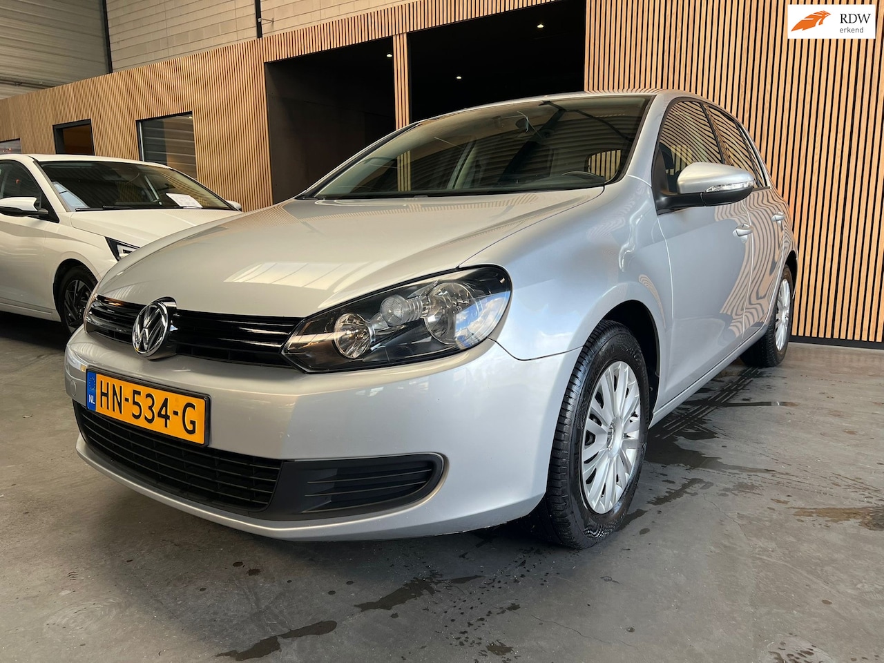 Volkswagen Golf - 1.4 TSI Comfortline Lage kilometerstand - AutoWereld.nl