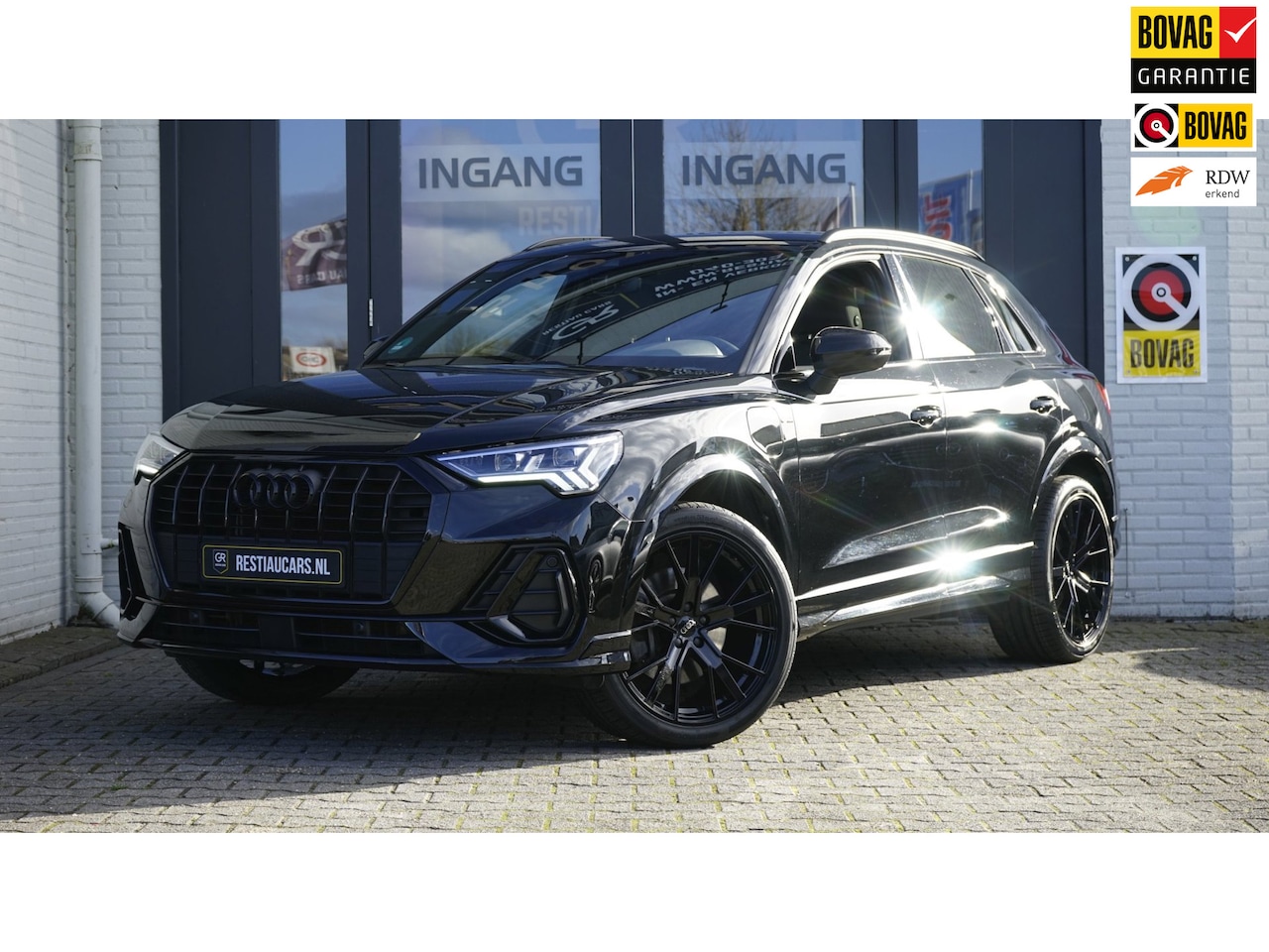 Audi Q3 - 45 TFSIe 3x S-Line Black Optik AUTOMAAT-ACC-CAMERA-CLIMA-KEYLESS-MATRIX LED-SONOS-STOELVER - AutoWereld.nl