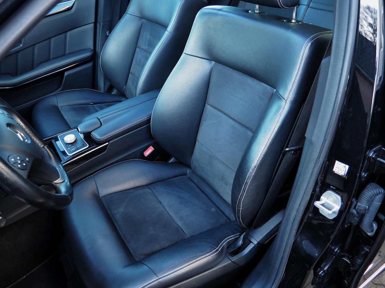 Mercedes-Benz E-klasse Estate - 350 CGI E350 Avantgarde SCHUIFD. TREKH. XENON STOELVERW.