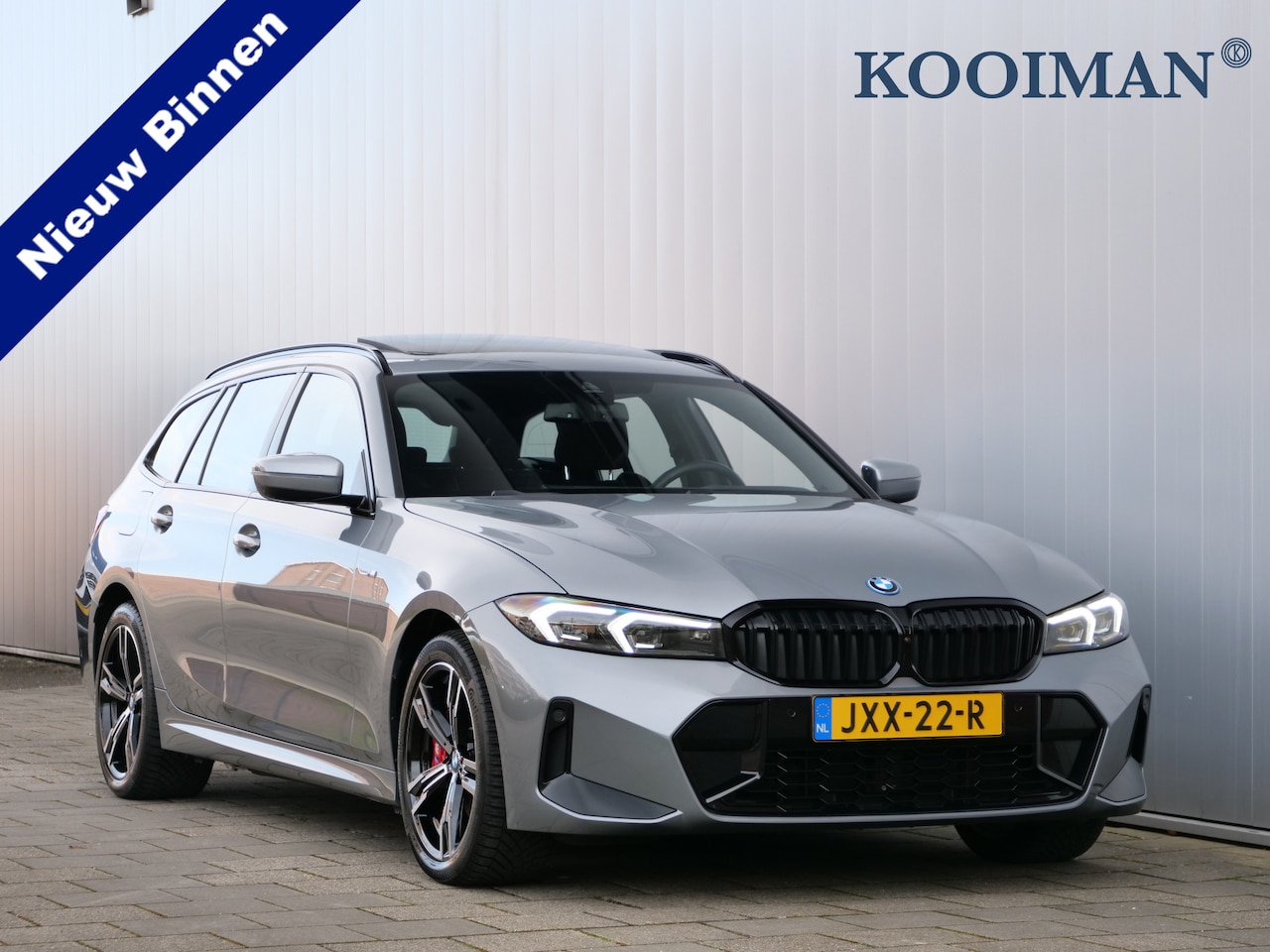 BMW 3-serie Touring - 330e 292 Pk Automaat M Sportpakket Pro Schuifdak / Apple Carplay / Head-Up / Keyless - AutoWereld.nl