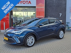 Toyota C-HR - 1.8 Hybrid Dynamic KEYLESS PARK-SENSOREN 18"LM-VELGEN NL-AUTO AFNEEMBARE TREKHAAK