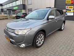 Mitsubishi Outlander - 2.0 PHEV Instyle+
