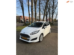 Ford Fiesta - Fiësta 1.0 100PK 5D 2014, Distributieriem vervangen
