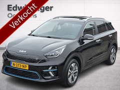 Kia e-Niro - ExecutiveLine 64 kWh | Warmtepomp | Panorama | Apple Carplay/Android | SOH 100% | Cruise c