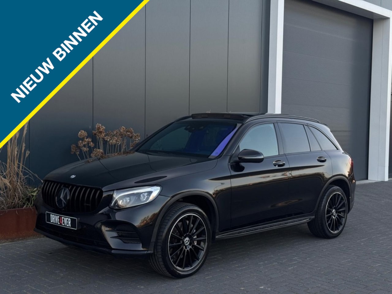 Mercedes-Benz GLC-klasse - 350e 4M Bus.Sol.AMG FULL PANO NAVI CAMERA PDC LEDER - AutoWereld.nl